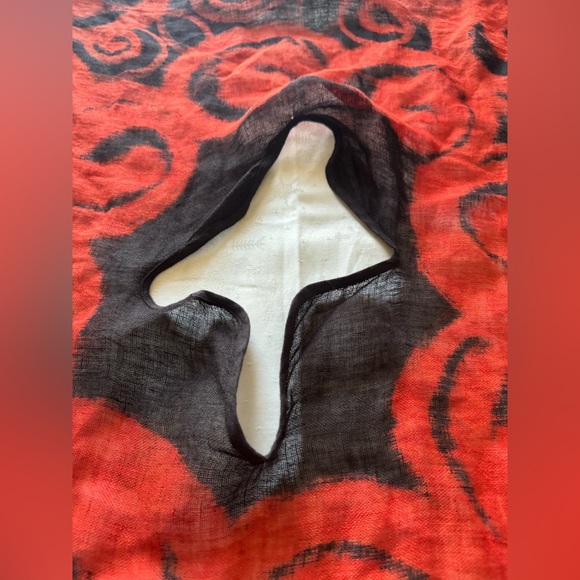 Elegant Black and Red Swirl Women's Sweater - Picture 7 of 14